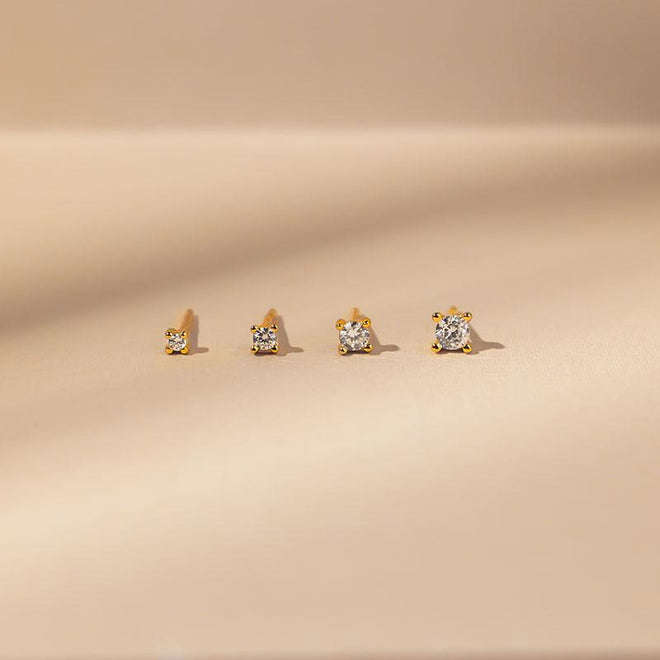 White CZ Studs, 1.5, 2, 2.5, 3mm, Gold, Silver SS221, SS072, SS158, SS073 Butterfly End, SS463, SS464, SS465, SS466 Screw Ball End (Type A)